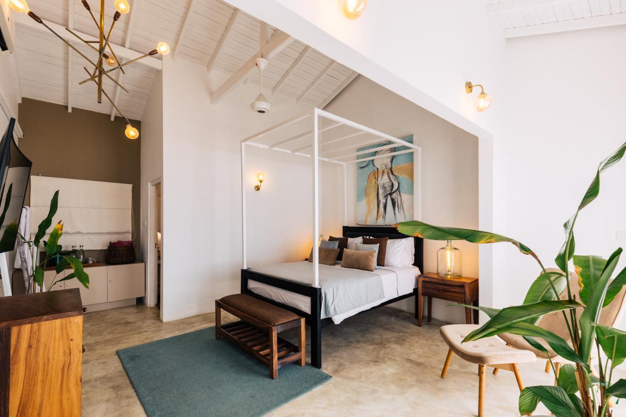 Sea Salt Society Hotel Hikkaduwa Exterior photo