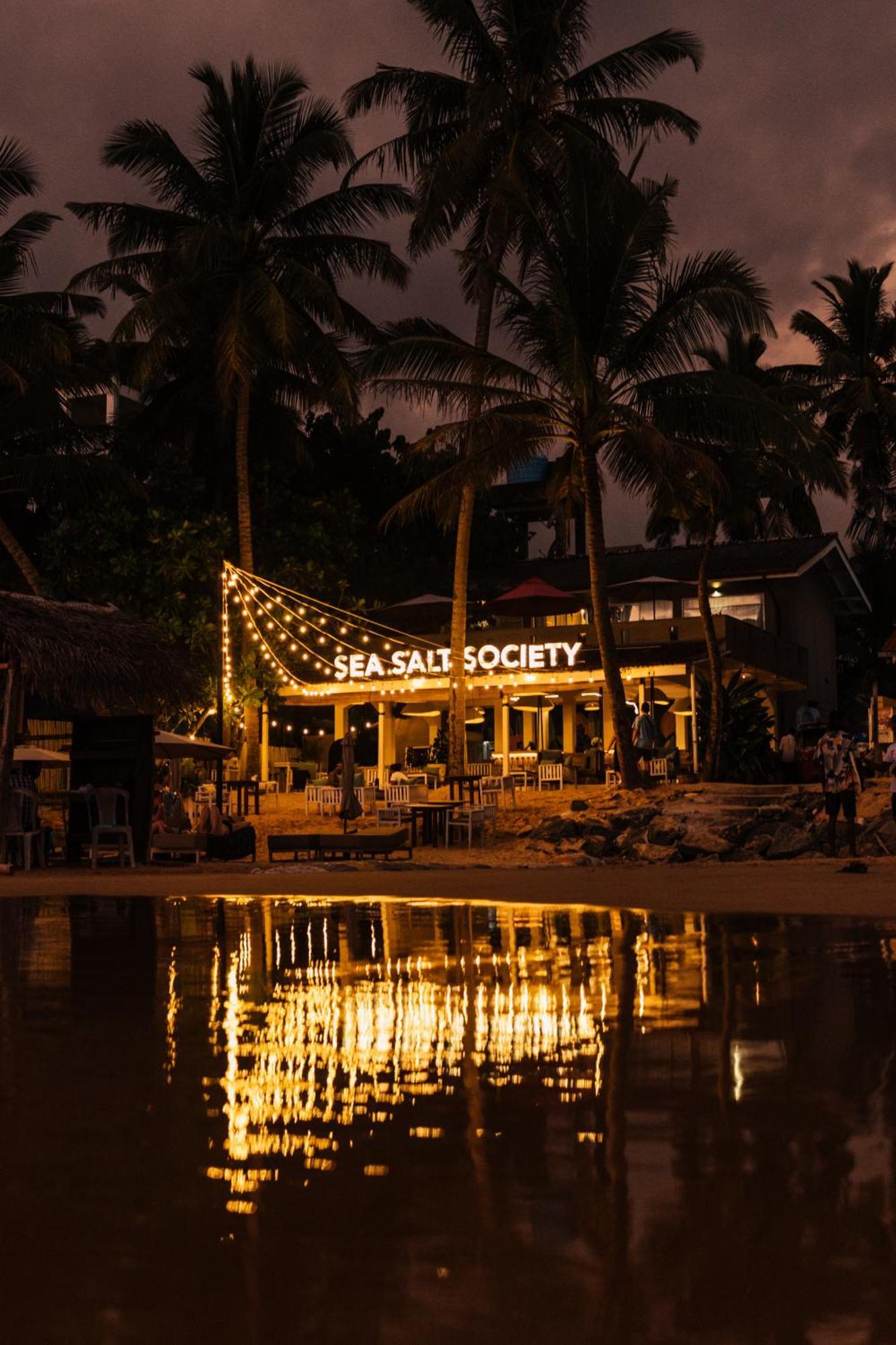 Sea Salt Society Hotel Hikkaduwa Exterior photo