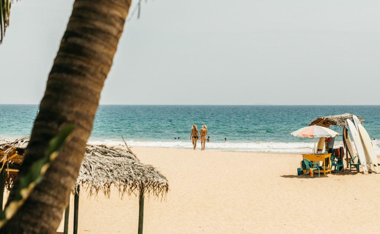 Sea Salt Society Hotel Hikkaduwa Exterior photo
